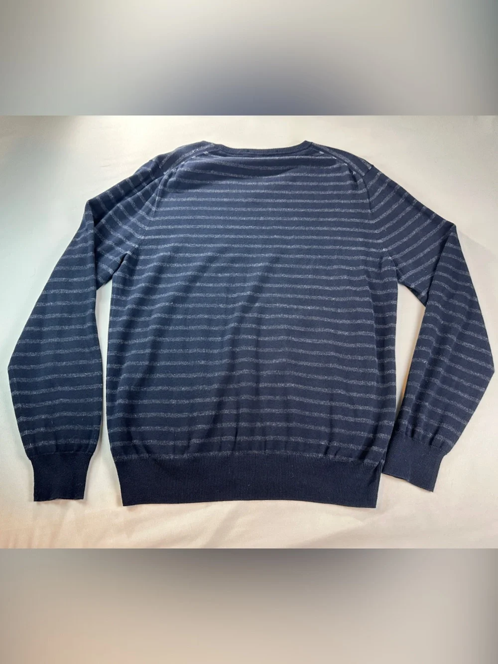 J. Crew Sweater Large Navy Light Blue Striped V-Neck